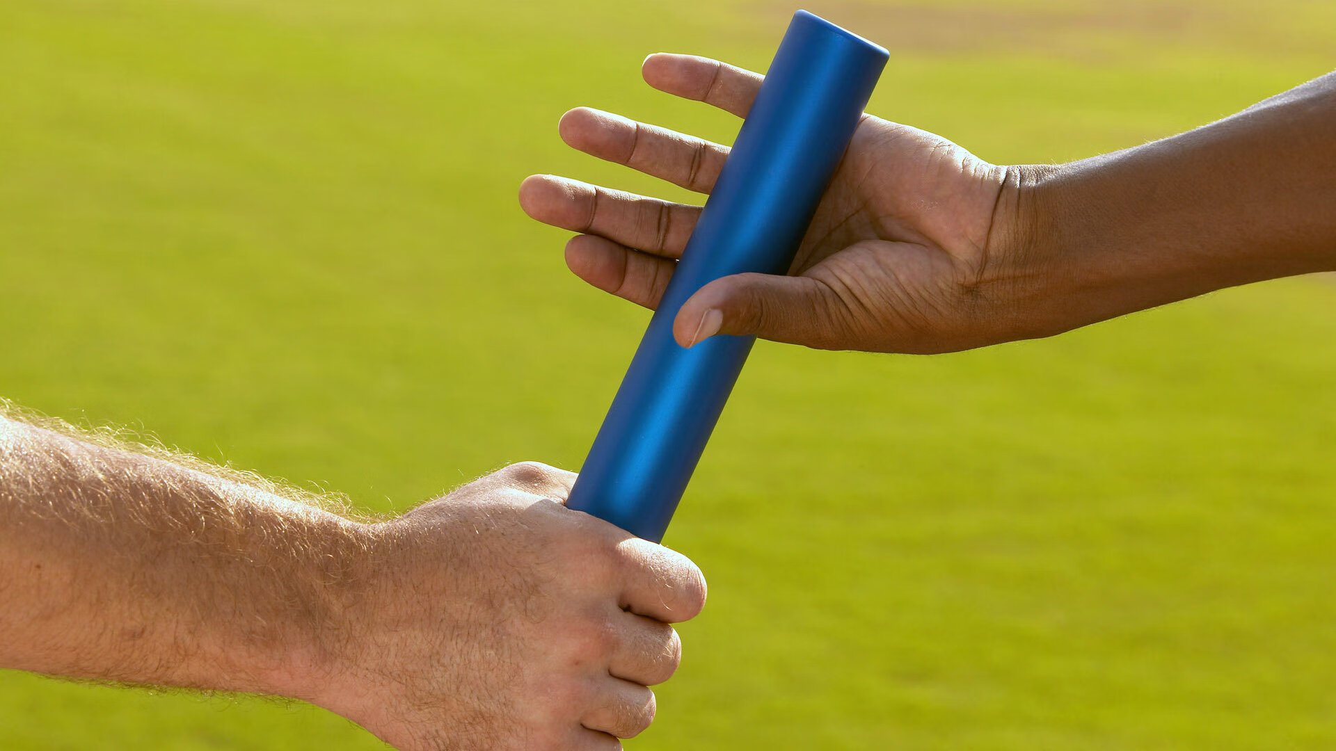 九游游戏中心-《FIFA》电竞世界杯与《实况足球》世界赛的足球电竞对比，实况足球和fifa足球世界有什么区别